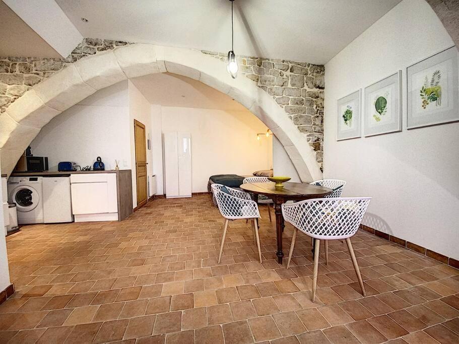 Joli Studio Au Coeur De Grasse - Parking Inclus ภายนอก รูปภาพ